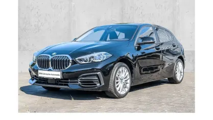 Gebraucht BMW 120 Advantage 178 PS (130 kW) 2023 Schwarz Kleinwagen