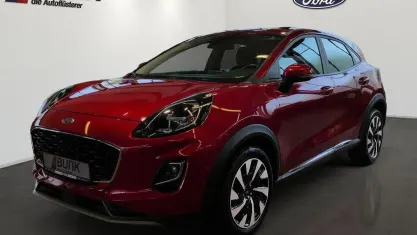 Gebraucht Ford Puma Titanium 125 PS (91 kW) 2023 Fantastic red metallic  (pn4jg) SUV