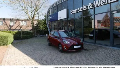 Gebraucht Toyota Yaris Hybrid Team 75 PS (55 kW) 2018 Kleinwagen