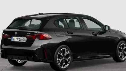 Usata BMW 120 M Sport 170 CV (125 kW) 2025 Nero Utilitaria