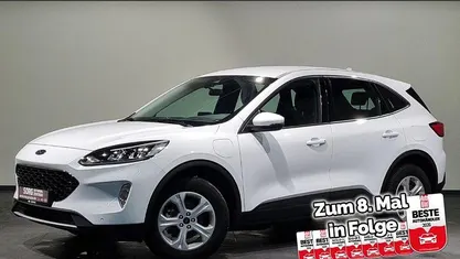 Gebraucht Ford Kuga Cool & Connect 224 PS (164 kW) 2022 Weiß, frozen white SUV