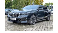Gebraucht 2024 BMW 550e M Sport Limousine | 75.800 € (Fairer Preis)