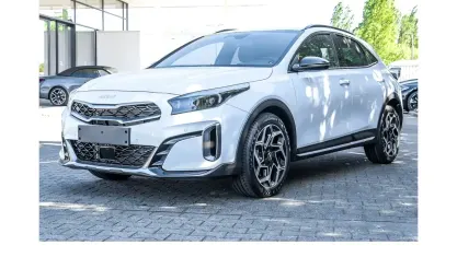 Neu Kia XCeed GT-Line 179 PS (131 kW) 2026 Weiß SUV