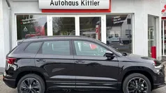 Schwarzmagic perleffekt Neu 2025 Skoda Karoq SportLine SUV | 35.749 € (Fairer Preis)