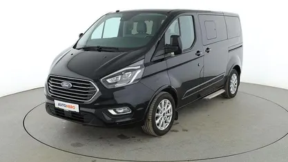 Usata Ford Tourneo Titanium 131 CV (96 kW) 2018 Nero Monovolume