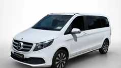 Arktikweiss Gebraucht 2022 Mercedes V220 Van / Kleinbus | 34.850 € (Guter Preis)
