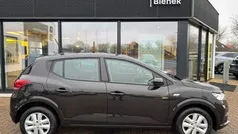 Schwarz Gebraucht 2022 Dacia Sandero Comfort Limousine | 10.850 € (Guter Preis)