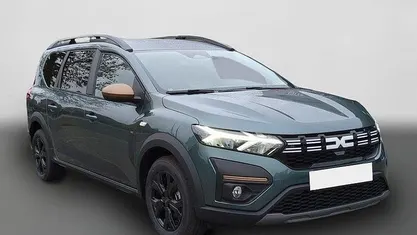 Zedergrün Neu 2025 Dacia Jogger Extreme Van / Kleinbus | 21.290 € (Fairer Preis)