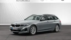 Skyscraper grau metallic Gebraucht 2023 BMW 330e Kombi | 34.799 € (Guter Preis)
