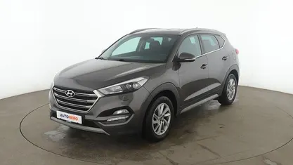 Grau Gebraucht 2018 Hyundai Tucson Style SUV | 18.150 € (Fairer Preis)