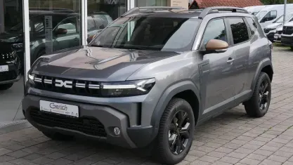 Neu Dacia Duster Extreme 154 PS (113 kW) 2026 Metalliclackierung dolomitgr Limousine