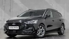 Schwarz Gebraucht 2024 Ford Focus ST-Line X Kombi | 27.950 € (Fairer Preis)