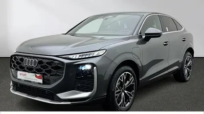 Grau Neu 2026 Audi Q3 Sportback S-Line SUV | 57.990 € (Superpreis)