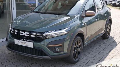Usata Dacia Sandero Extreme 91 CV (66 kW) 2025 Verde Utilitaria