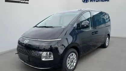 Neu Hyundai Staria Trend 224 PS (164 kW) 2025 Schwarz Van / Kleinbus