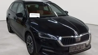 Gebraucht Skoda Octavia Ambition 150 PS (110 kW) 2020 Blackmagic perleffekt Kombi