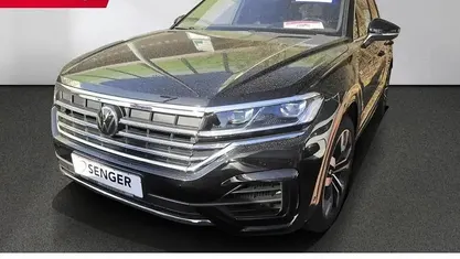 Gebraucht VW Touareg R-line 340 PS (250 kW) 2023 Grenadillschwarz SUV