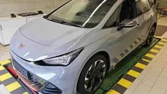 Vaporgrau Gebraucht 2023 Cupra Born Kleinwagen | 25.680 € (Guter Preis)