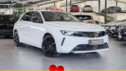 Gebraucht Opel Astra Edition 181 PS (133 kW) 2022 Limousine