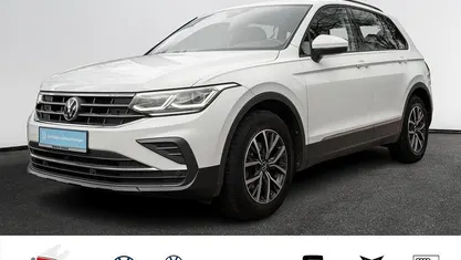 Gebraucht VW Tiguan Life 150 PS (110 kW) 2022 Weiss / pure white SUV
