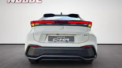 Gebraucht 2025 Toyota C-HR SUV | 35.250 € (Guter Preis)