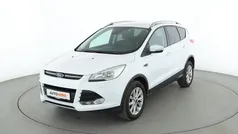 Weiß Gebraucht 2016 Ford Kuga Titanium SUV | 14.140 € (Fairer Preis)