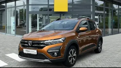 Gebraucht Dacia Sandero Comfort 91 PS (66 kW) 2021 Orange Limousine