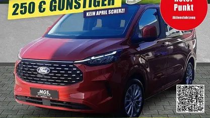 Neu Ford Tourneo Custom Nugget 150 PS (110 kW) 2025 Artisan red metallic Van
