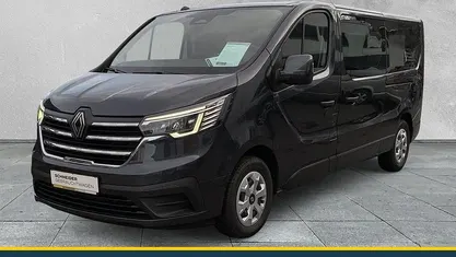 Grau Gebraucht 2024 Renault Trafic Evolution Van / Kleinbus | 35.890 € (Guter Preis)