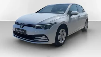 Gebraucht 2023 VW Golf VIII Life Limousine | 23.590 € (Fairer Preis)