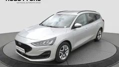 Silber Gebraucht 2022 Ford Focus Kombi | 17.190 € (Guter Preis)