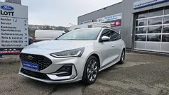 Silber Neu 2025 Ford Focus ST-Line X Limousine | 28.790 € (Fairer Preis)