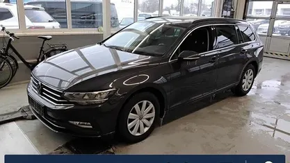 Gebraucht VW Passat Business 150 PS (110 kW) 2024 Kombi