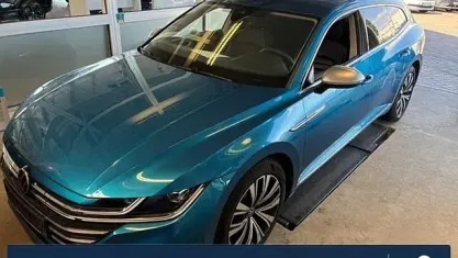 Gebraucht VW Arteon Elegance 280 PS (205 kW) 2022 Eisvogelblau metallic Kombi