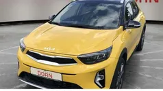 Gelb Gebraucht 2023 Kia Stonic Spirit SUV | 19.990 € (Fairer Preis)