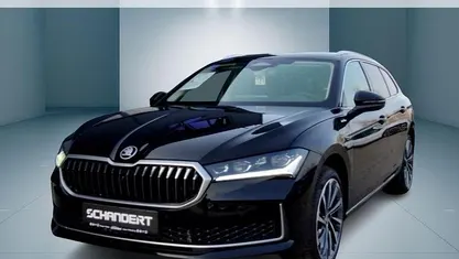 Gebraucht Skoda Superb LAURIN & KLEMENT 204 PS (150 kW) 2026 Kombi