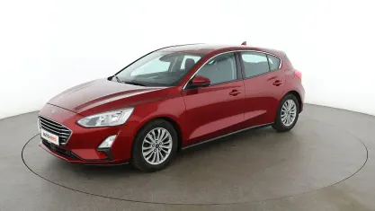 Gebraucht Ford Focus Titanium 150 PS (110 kW) 2018 Rot Limousine