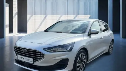 Gebraucht Ford Focus Titanium X 115 PS (84 kW) 2023 Silber Kombi