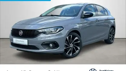 Używany Fiat Tipo S 120 KM (88 kW) 2018 Szary Sedan/Limuzyna