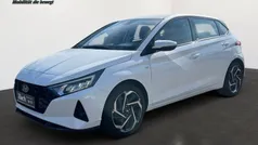 Weiß Gebraucht 2021 Hyundai i20 Intro Edition Kleinwagen | 15.990 € (Fairer Preis)