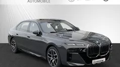 Dravitgrau Gebraucht 2023 BMW 740 M Sport Limousine | 84.800 € (Superpreis)