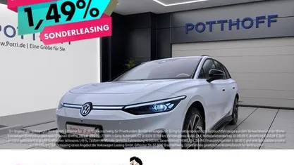 Weiss Gebraucht 2025 VW ID.7 Pro Kombi | 48.997 € (Fairer Preis)