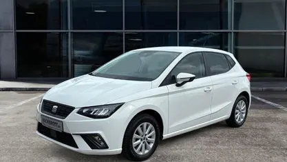 Weiss Gebraucht 2024 Seat Ibiza Style Kleinwagen | 17.960 € (Superpreis)