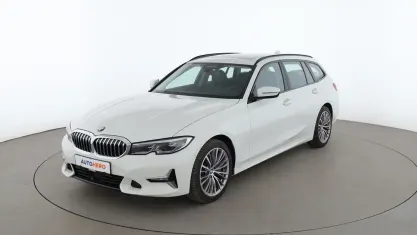 Gebraucht BMW 330 Luxury Line 258 PS (189 kW) 2019 Weiß Kombi