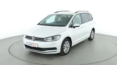 Weiß Gebraucht 2021 VW Touran Comfortline Van / Kleinbus | 25.580 € (Fairer Preis)