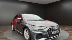 Grau Gebraucht 2024 Audi A3 S-Line Limousine | 27.650 € (Guter Preis)