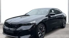 Schwarz Neu 2025 BMW i5 M Sport Limousine | 84.990 € (Fairer Preis)