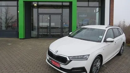 Gebraucht Skoda Octavia Tour 150 PS (110 kW) 2023 Kombi