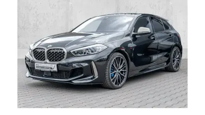 Gebraucht BMW M135 M Sport 306 PS (225 kW) 2023 Schwarz Kleinwagen