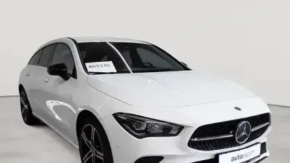 Gebraucht Mercedes CLA200 Shooting Brake Progressive 150 PS (110 kW) 2023 Polarweiß Kombi